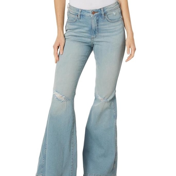 Wrangler Denim - Wrangler High Rise Fierce Flare Women’s Jeans